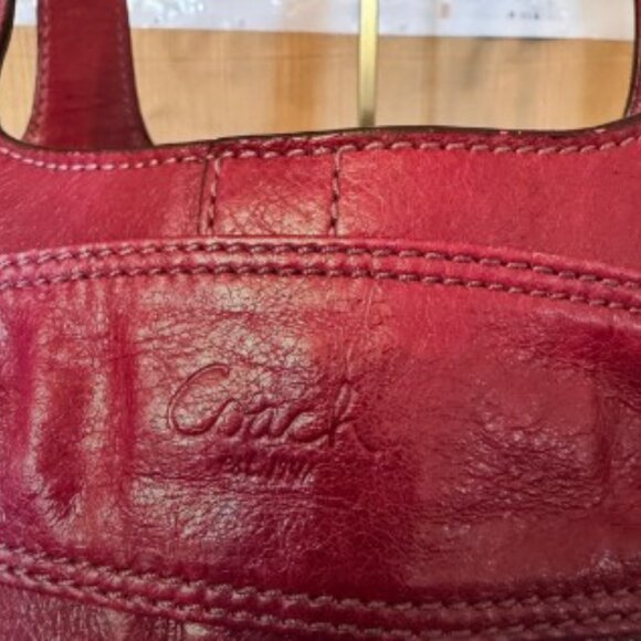 RARE** 2009 Coach Clover Satchel, Dark Red Pearlized Leather - Picture 5 of 10